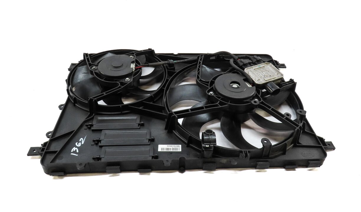 Thumbnail 5: 12-17 LR2 DISCOVERY SPORT RANGE ROVER EVOQUE (L538 L550) RADIATOR COOLING FAN