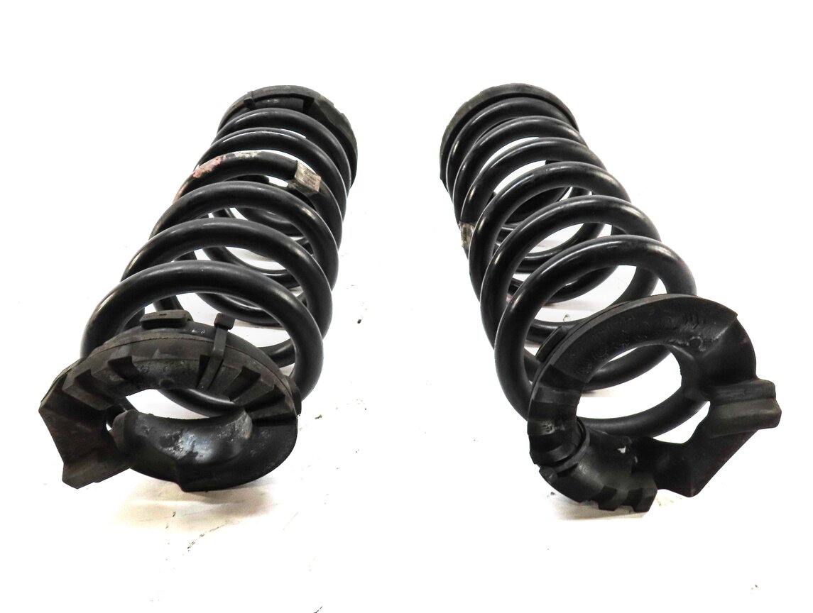 Thumbnail 4: 2015-2019 LAND ROVER DISCOVERY SPORT (L550) REAR SUSPENSION COIL SPRING SET-2