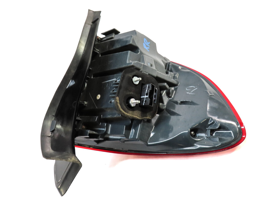 Thumbnail 3: 14-18 BMW X5 X5M F15 RIGHT PASSENGER REAR OUTER LED TAILLIGHT BRAKE LIGHT LAMP