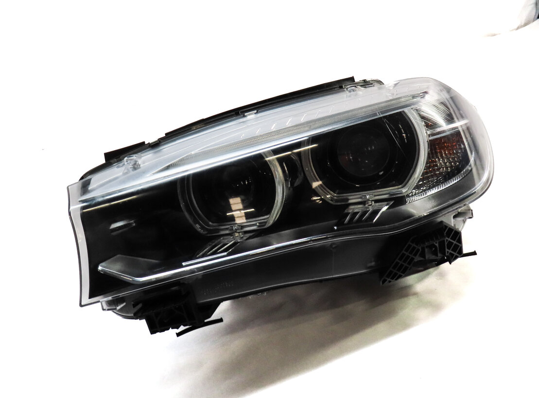 Thumbnail 2: 2014-2019 BMW X5 X6 X5M X6M (F15 F16 F85 F86) LEFT XENON HID ADAPTIVE HEADLIGHT