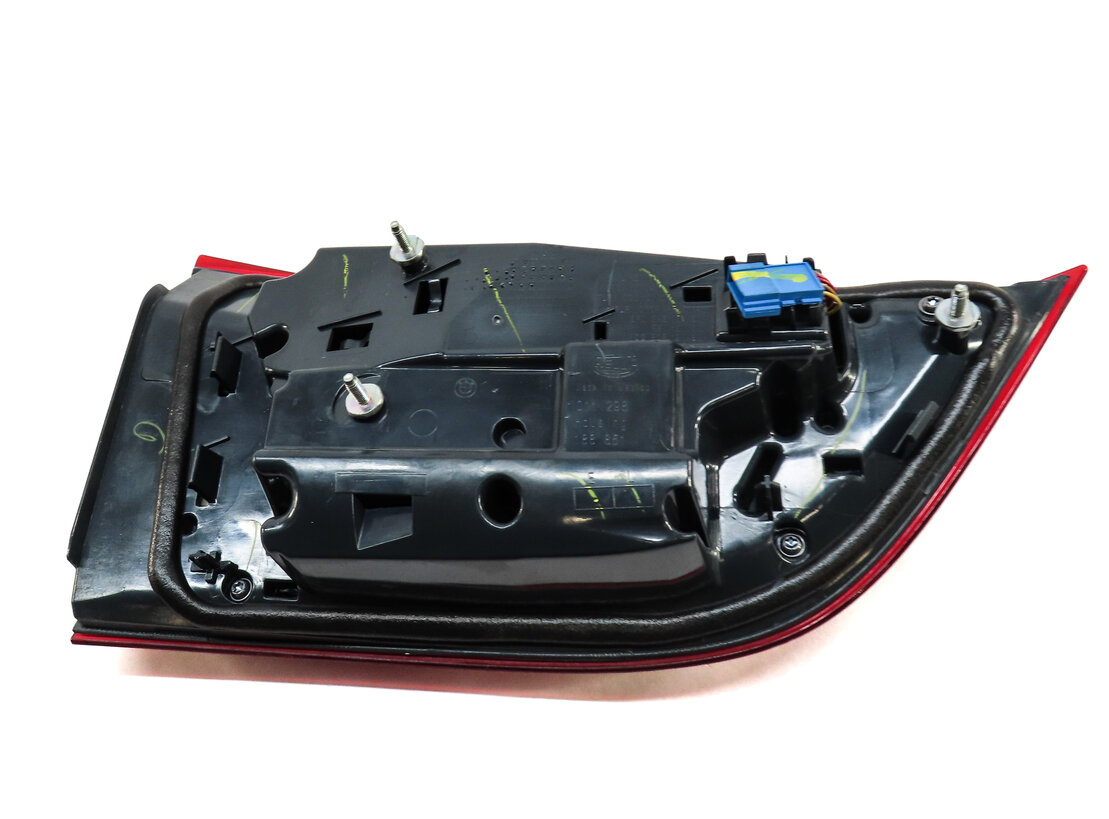 Thumbnail 3: 14-18 BMW X5 X5M (F15 F85) RIGHT PASSENGER REAR INNER LED TAILLIGHT LIGHT LAMP
