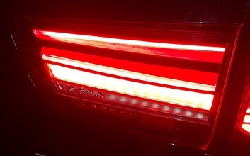 Thumbnail 5: 14-18 BMW X5 X5M (F15 F85) RIGHT PASSENGER REAR INNER LED TAILLIGHT LIGHT LAMP