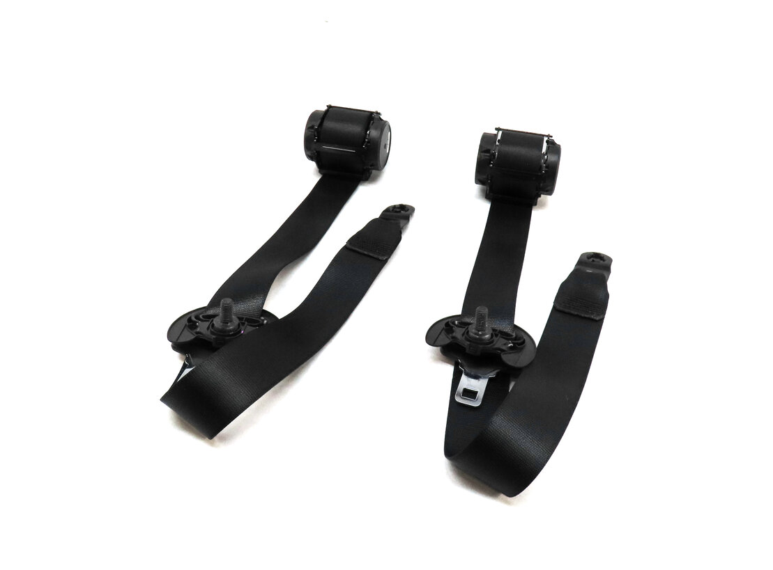 Thumbnail 1: 2016 BMW X5 (F15) REAR 2ND ROW LEFT AND RIGHT SEATBELT RETRACTOR SET 2 (Black)