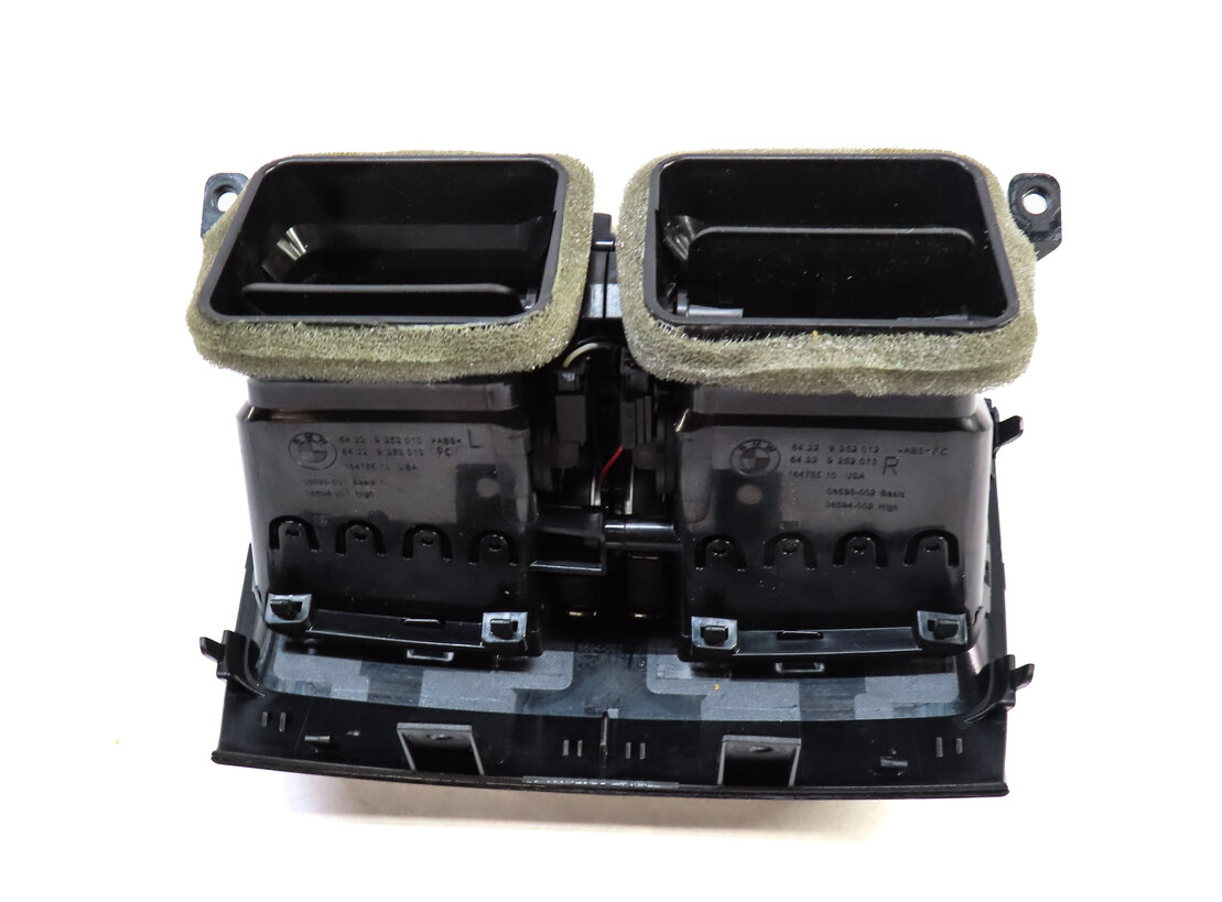 Thumbnail 3: 2016 BMW X5 (F15) REAR CENTER CONSOLE HVAC A/C HEATER AIR VENT (Black)
