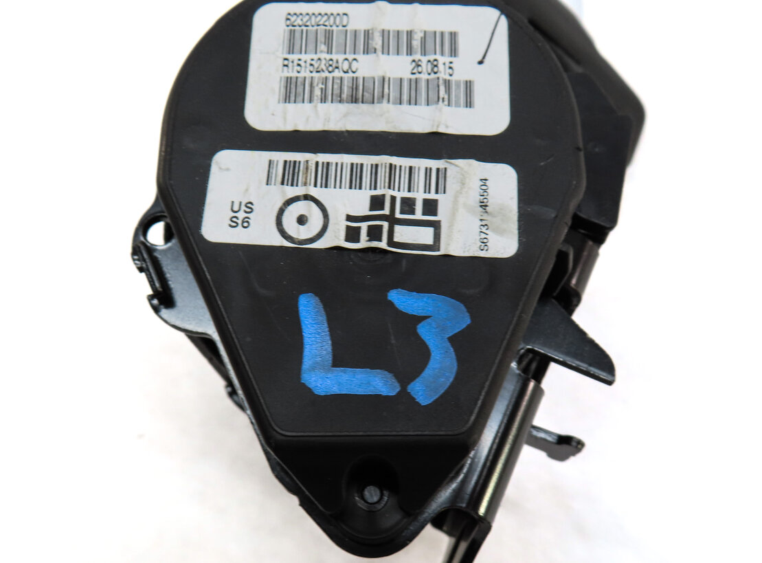 Thumbnail 4: 2016 BMW X5 (F15) REAR LEFT 3RD ROW SEATBELT RETRACTOR (Black)