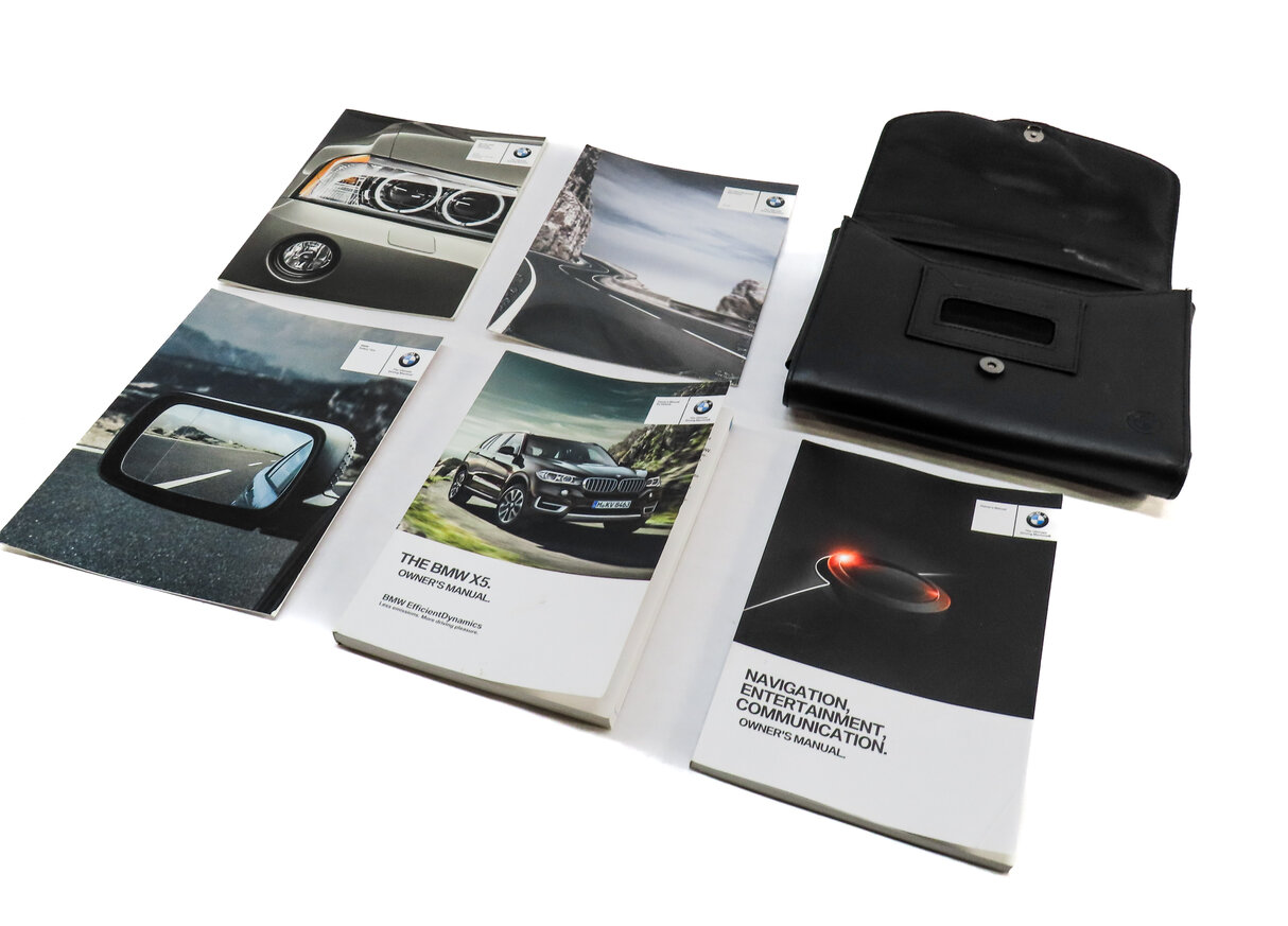 Thumbnail 2: 2016 BMW X5 (F15) OWNERS MANUAL BOOKLET SET 6 w/ CARRYING CASE