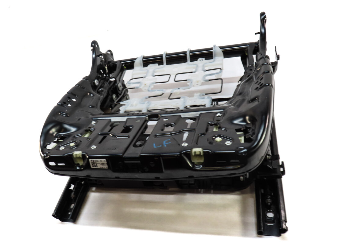 Thumbnail 2: 2016 BMW X5 (F15) FRONT LEFT DRIVER SEAT TRACK WITH ADJUST MOTORS