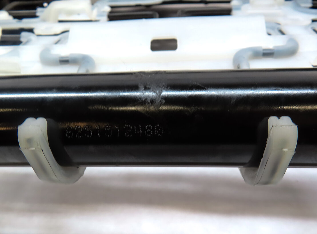 Thumbnail 6: 2016 BMW X5 (F15) FRONT LEFT DRIVER SEAT TRACK WITH ADJUST MOTORS