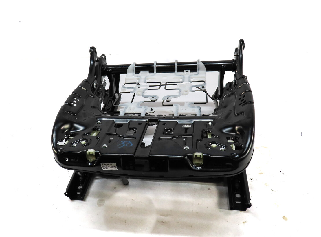 Thumbnail 2: 2016 BMW X5 (F15) FRONT RIGHT PASSENGER SEAT TRACK WITH ADJUST MOTORS