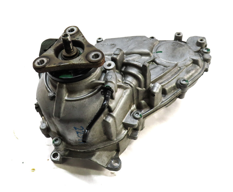 Thumbnail 3: 12-18 BMW X3 X4 X5 X6 (F15 F16 F25 F26) 2.0L / 3.0D / 3.0L FRONT TRANSFER CASE