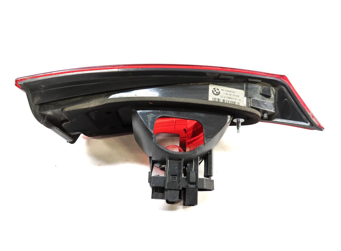Thumbnail 4: 2012-2015 BMW X1 (E84) RIGHT PASSENGER REAR TRUNK INNER TAILLIGHT LIGHT LAMP