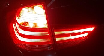 Thumbnail 2: 2012-2015 BMW X1 (E84) LEFT DRIVER REAR TRUNK INNER TAILLIGHT LIGHT LAMP