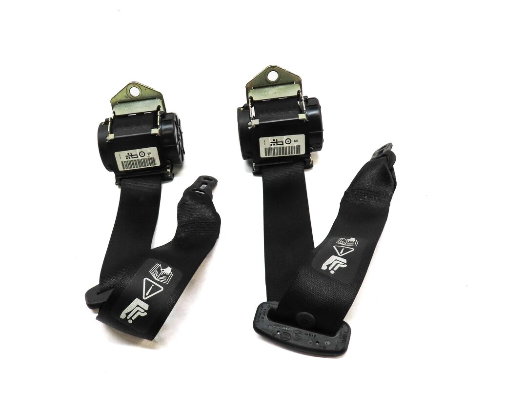 Thumbnail 2: 2015 BMW X1 (E84) REAR LEFT & RIGHT 2ND ROW SEATBELT RETRACTOR SET 2 (BLACK)