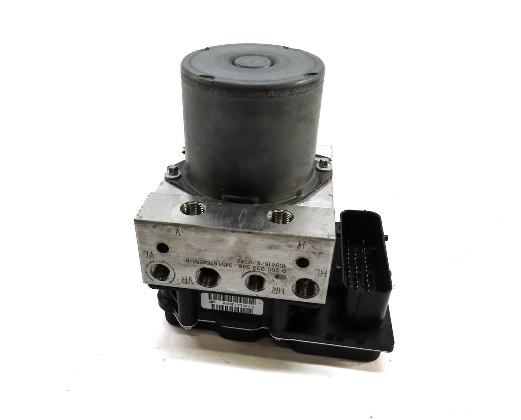 2013-2015 BMW X1 (E84) 2.0L RWD - ABS ANTI LOCK BRAKE PUMP w/ MODULE