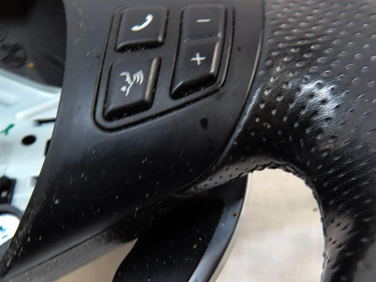 Thumbnail 6: 13-15 BMW X1 E84 3 SPOKE ///M STEERING WHEEL w/ SWITCH BUTTONS & PADDLES (BLACK)