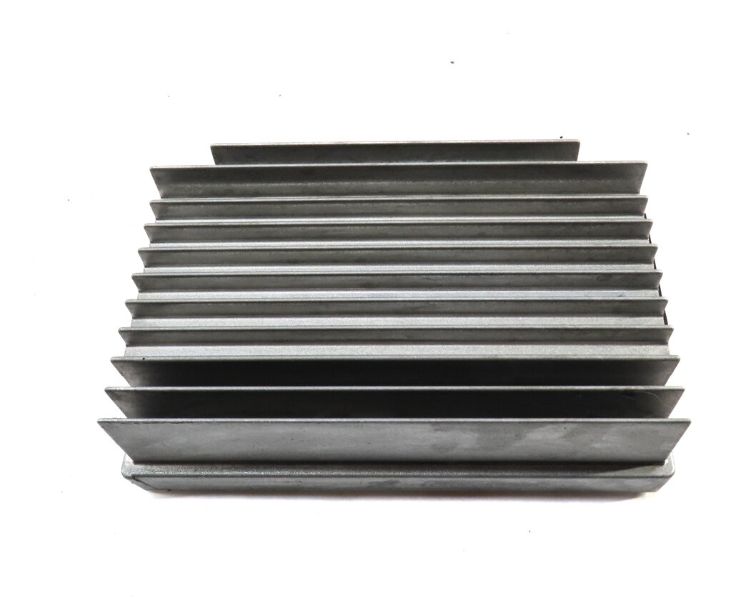Thumbnail 2: 2012-2015 BMW X1 (E84) RADIO STEREO AUDIO AMP AMPLIFIER (LEAR)