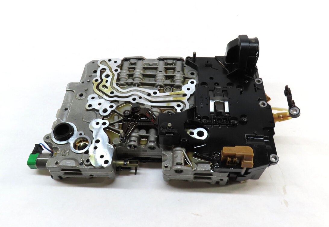 14-15 BMW X1 (E84) 28i RWD A/T AUTOMATIC TRANSMISSION VALVE BODY w/ MECHATRONIC