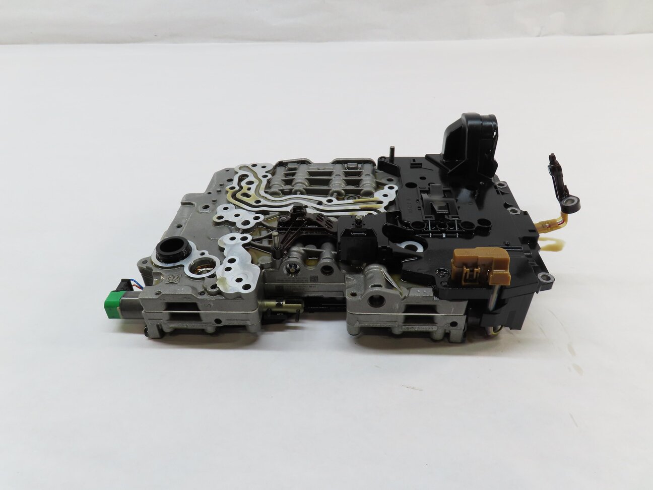Thumbnail 2: 14-15 BMW X1 (E84) 28i RWD A/T AUTOMATIC TRANSMISSION VALVE BODY w/ MECHATRONIC