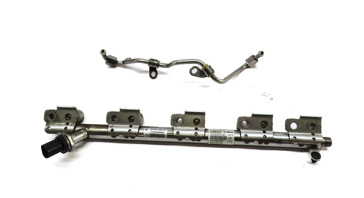 Thumbnail 2: 2015 LAND RANGE ROVER EVOQUE (L538) 2.0L TURBO ENGINE FUEL RAIL w/ LINE & SENSOR