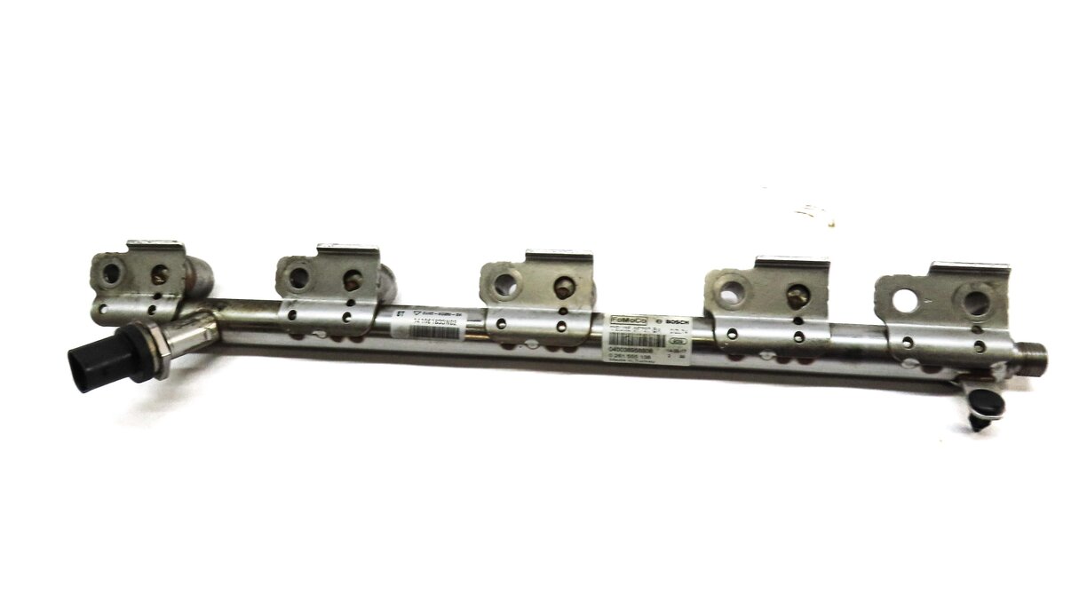 Thumbnail 4: 2015 LAND RANGE ROVER EVOQUE (L538) 2.0L TURBO ENGINE FUEL RAIL w/ LINE & SENSOR