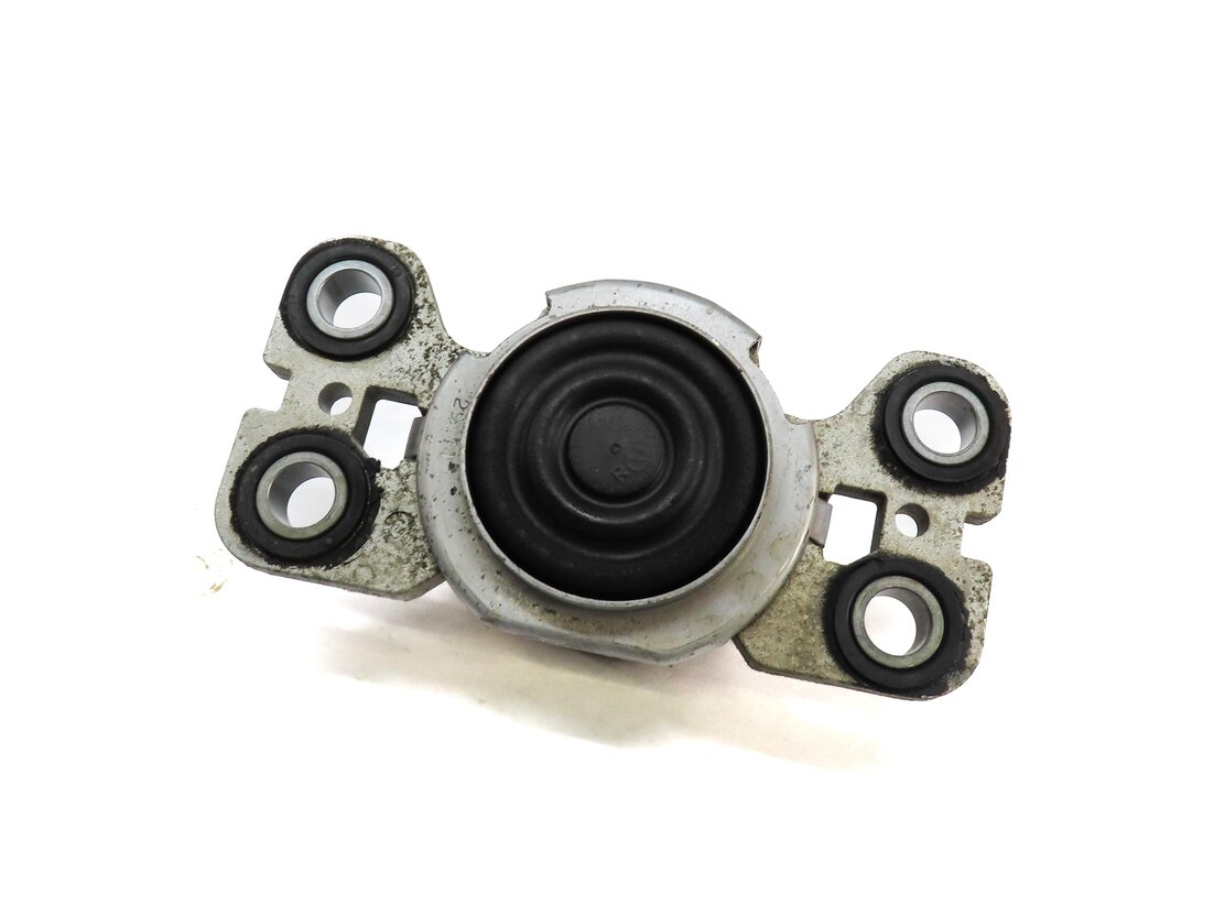 2015 LAND RANGE ROVER EVOQUE (L538) 2.0L TURBO REAR TRANSMISSION MOUNT BRACKET