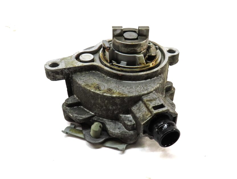 Thumbnail 2: 12-17 JAGUAR XE XF / RANGE ROVER EVOQUE DISCOVERY LR2 - 2.0L BRAKE VACUUM PUMP