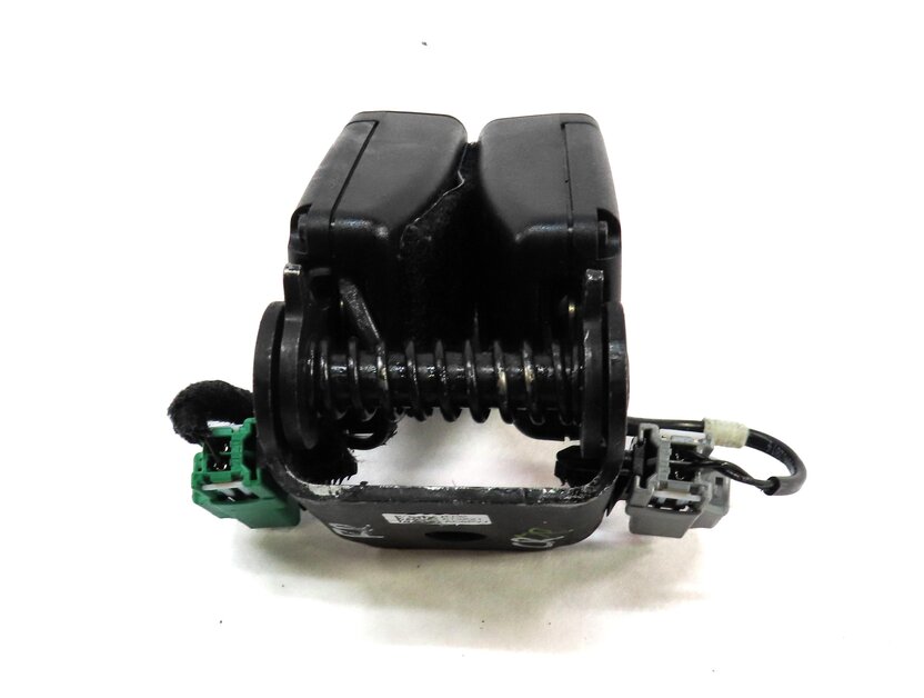 Thumbnail 3: 2015 LAND RANGE ROVER EVOQUE (L538) REAR RIGHT & CENTER SEATBELT BUCKLE RECEIVER