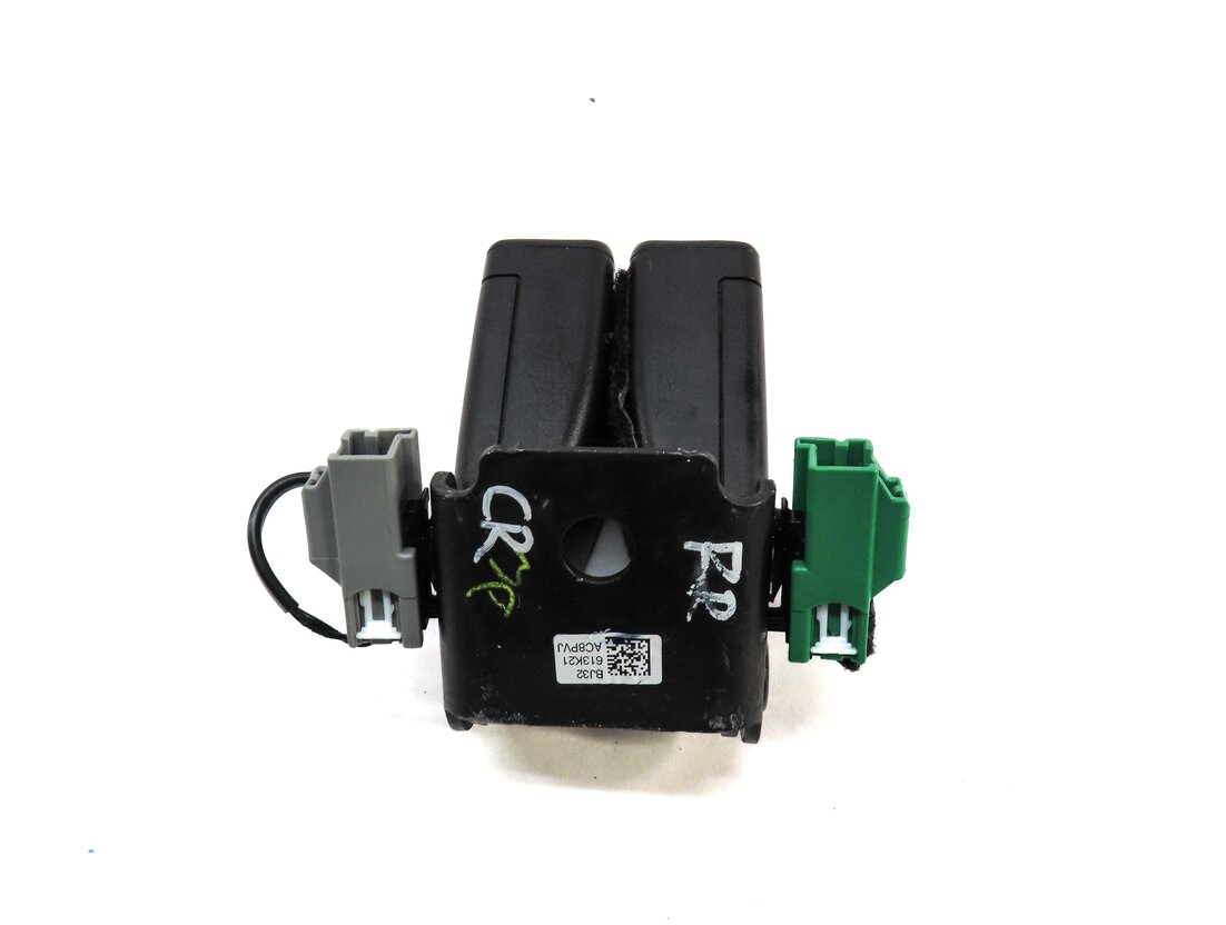 Thumbnail 4: 2015 LAND RANGE ROVER EVOQUE (L538) REAR RIGHT & CENTER SEATBELT BUCKLE RECEIVER