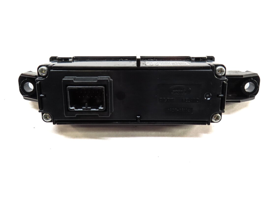 Thumbnail 4: 2015 LAND RANGE ROVER EVOQUE (L538) REAR SEAT HEATER SWITCH BUTTON PANEL