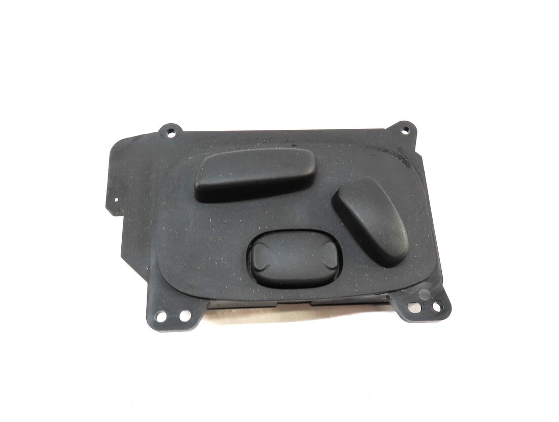 Thumbnail 3: 2015 LAND RANGE ROVER EVOQUE (L538) FRONT RIGHT PASSENGER SEAT ADJUST SWITCH