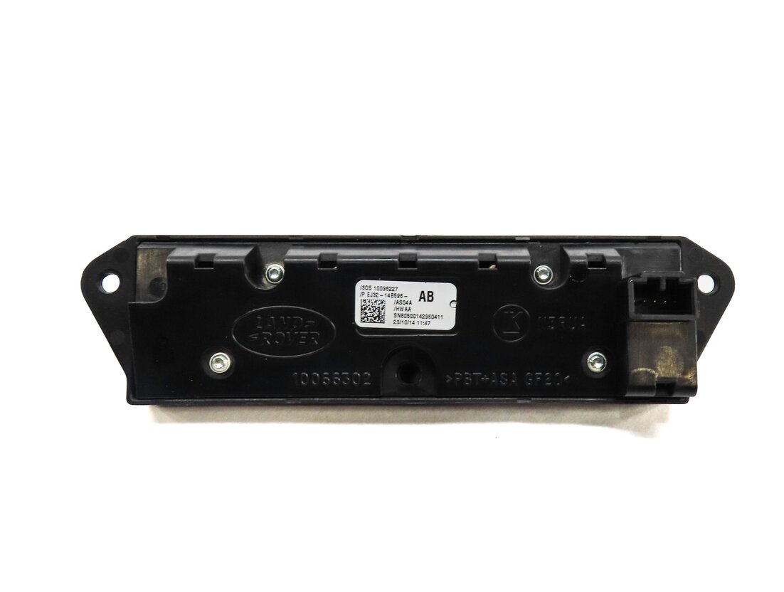 Thumbnail 5: 2015 LAND RANGE ROVER EVOQUE (L538) SUSPENSION RIDE HEIGHT SWITCH BUTTON PANEL
