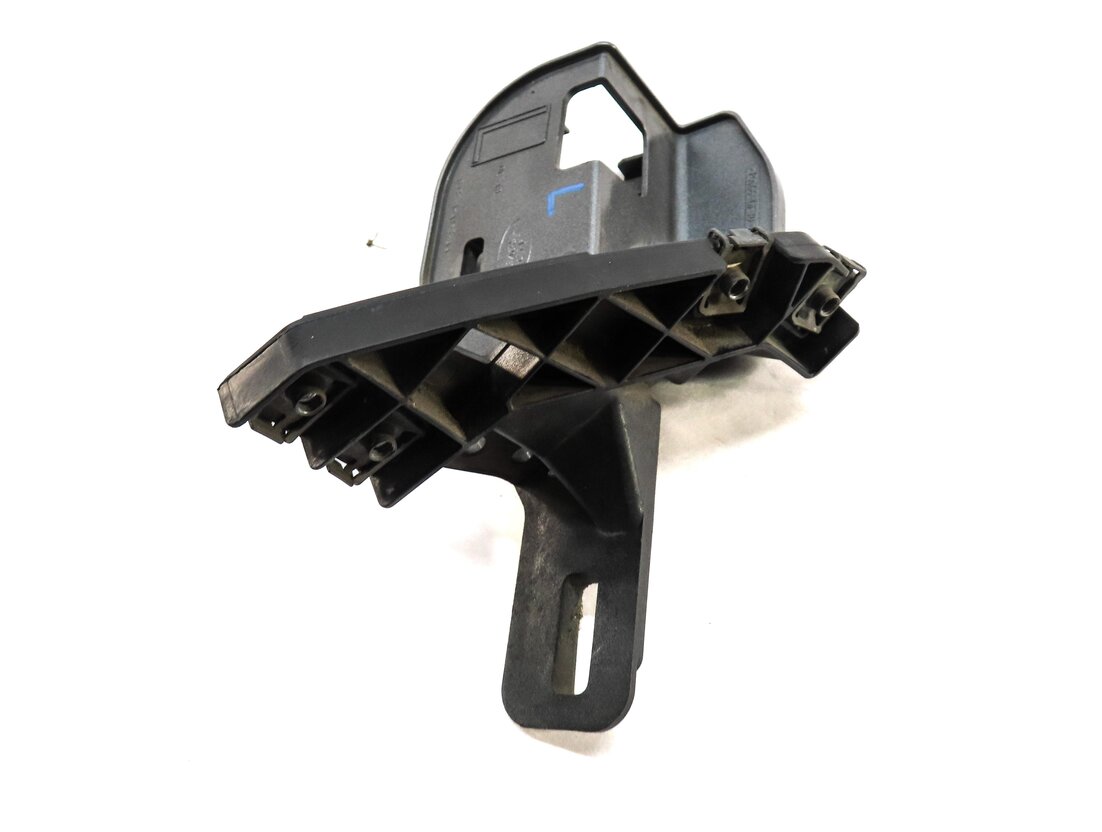 Thumbnail 3: 2015 LAND RANGE ROVER EVOQUE (L538) FRONT LEFT DRIVER FENDER MOUNT BRACKET GUIDE