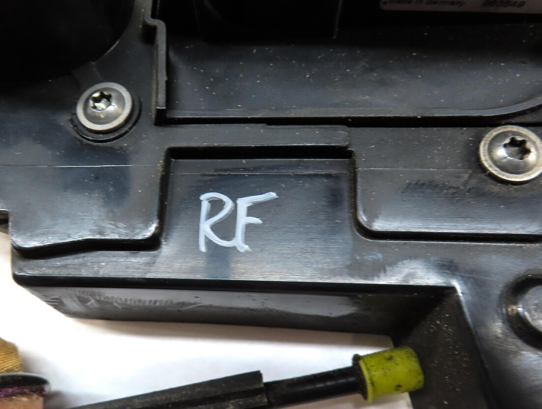 Thumbnail 4: 10-19 EVOQUE LR4 RANGE ROVER SPORT (L320) RIGHT FRONT PASSIVE DOOR LOCK LATCH