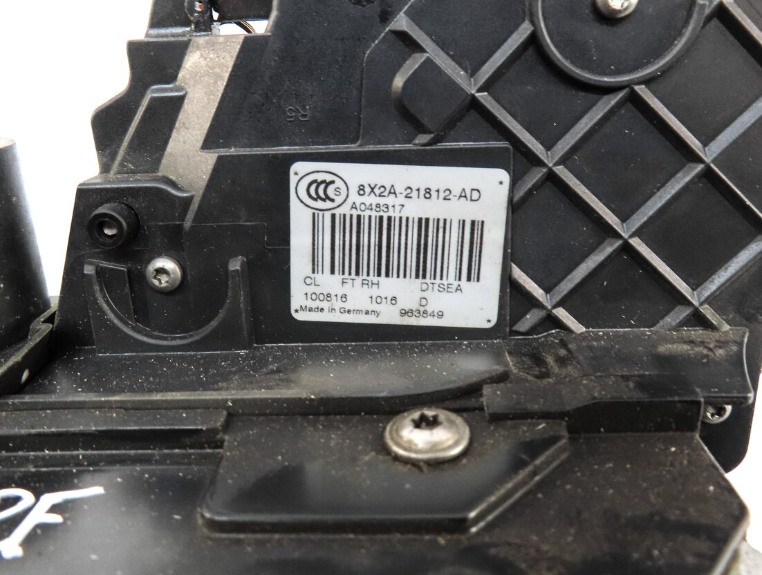 Thumbnail 5: 10-19 EVOQUE LR4 RANGE ROVER SPORT (L320) RIGHT FRONT PASSIVE DOOR LOCK LATCH