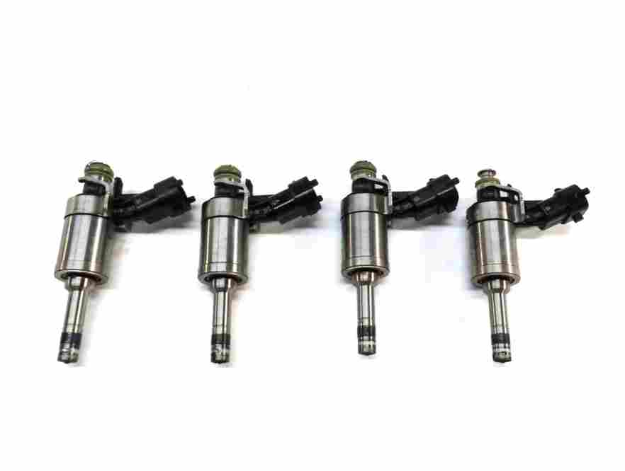 Thumbnail 3: 12-17 LR2 DISCOVERY SPORT RANGE ROVER EVOQUE (L538 L550) 2.0L FUEL INJECTOR SET