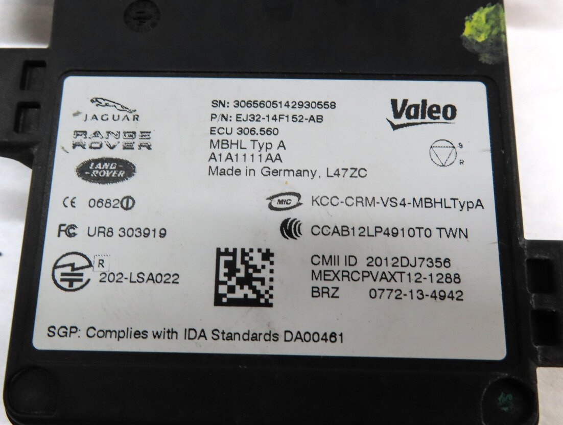 Thumbnail 4: 2015 LAND RANGE ROVER EVOQUE (L538) REAR LEFT BLIND SPOT RADAR SENSOR MODULE