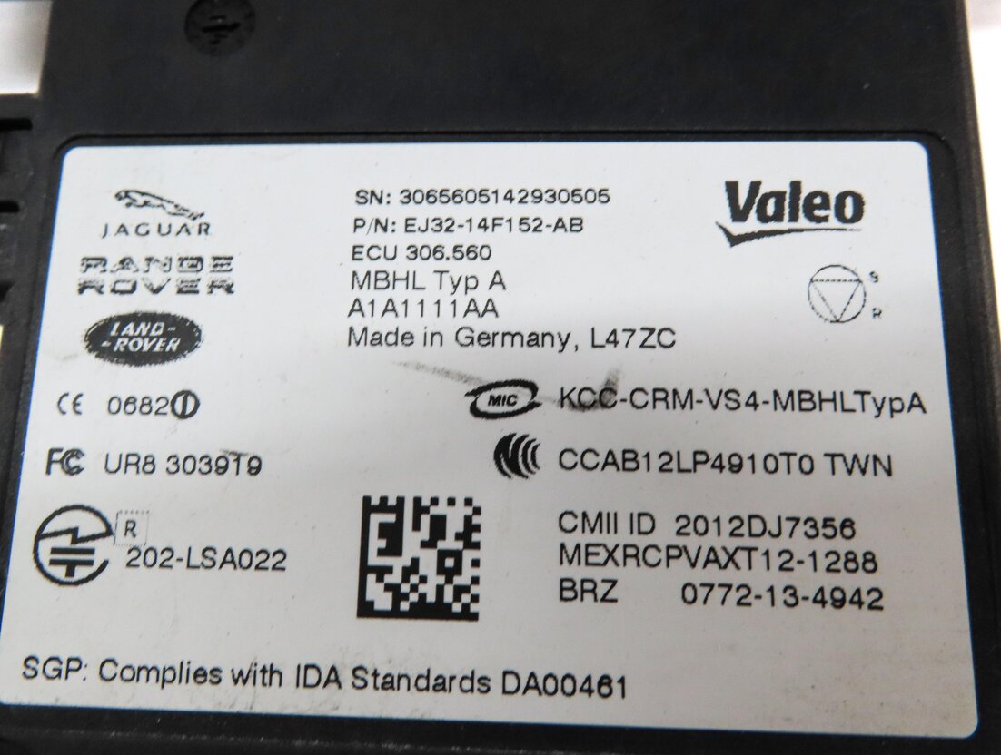 Thumbnail 4: 2015 LAND RANGE ROVER EVOQUE (L538) REAR RIGHT BLIND SPOT RADAR SENSOR MODULE