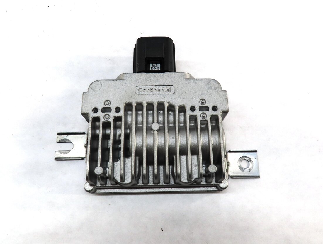 Thumbnail 3: 2010-2015 LR2 LR4 EVOQUE RANGE ROVER SPORT (L320 L538) FUEL PUMP CONTROL MODULE