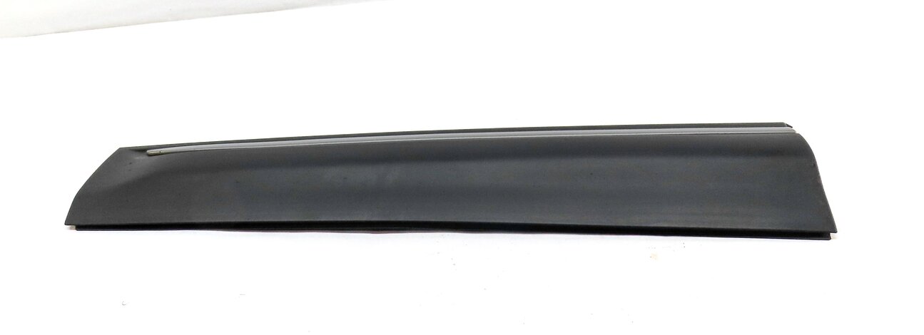 Thumbnail 3: 2015 LAND RANGE ROVER EVOQUE (L538) FRONT LEFT DRIVER LOWER DOOR TRIM MOULDING