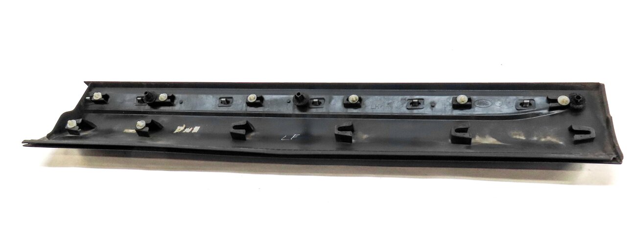 Thumbnail 5: 2015 LAND RANGE ROVER EVOQUE (L538) FRONT LEFT DRIVER LOWER DOOR TRIM MOULDING