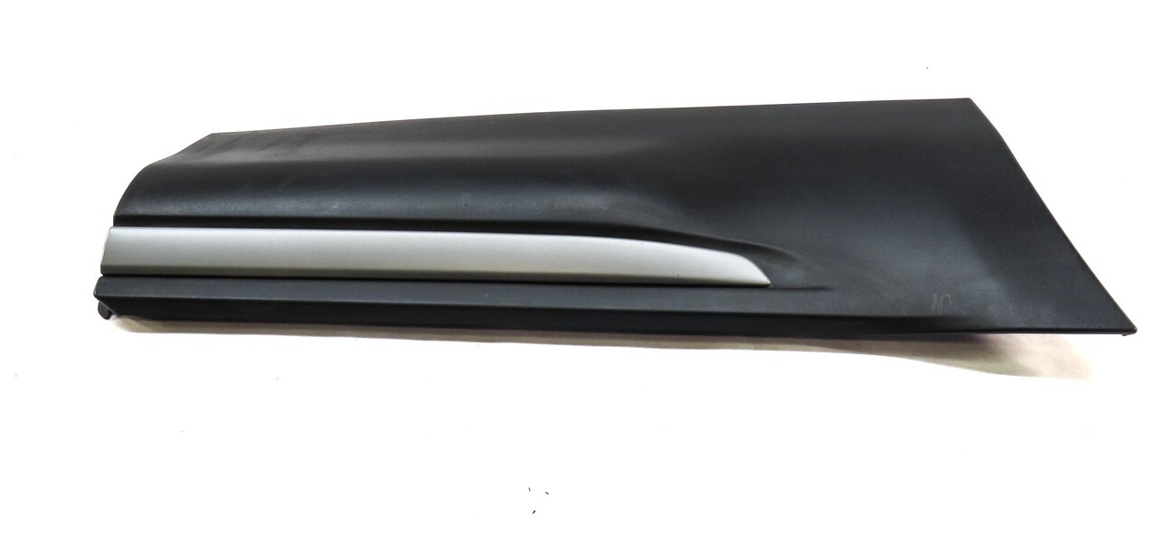 Thumbnail 2: 2015 LAND RANGE ROVER EVOQUE (L538) REAR RIGHT LOWER DOOR TRIM MOULDING (BLACK)