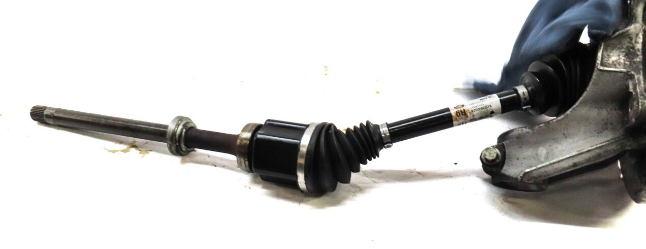 Thumbnail 5: 12-15 RANGE ROVER EVOQUE (L538) RIGHT FRONT SPINDLE KNUCKLE HUB w/ AXLE SHAFT