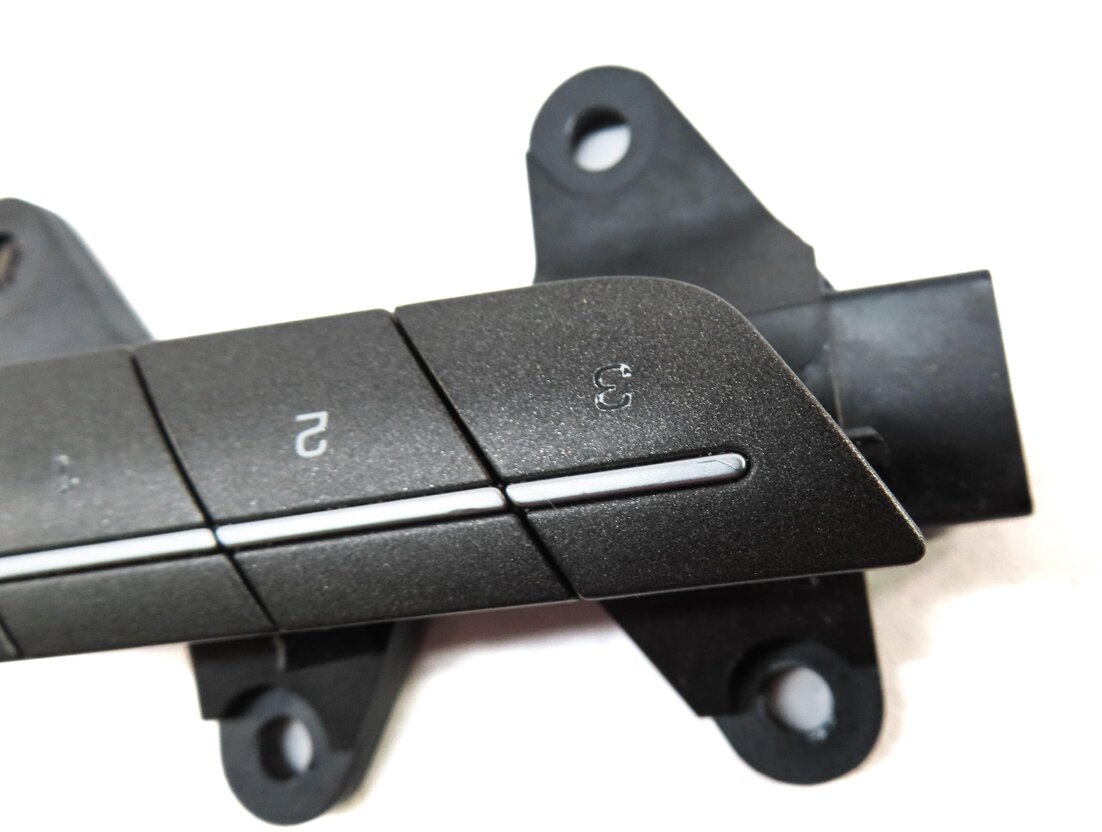 Thumbnail 7: 2012-2019 RANGE ROVER EVOQUE (L538) LEFT DRIVER MEMORY SEAT POSITION SWITCH