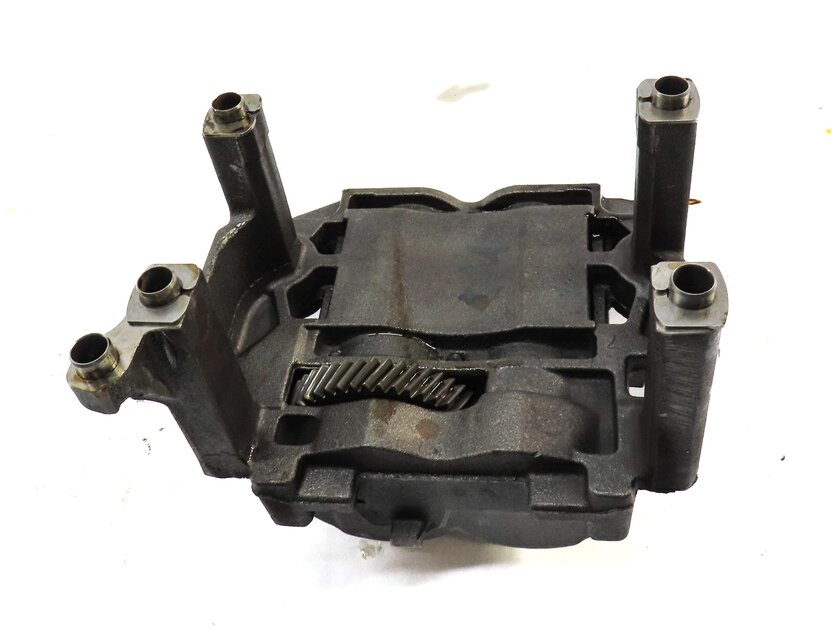 Thumbnail 4: 2015 LAND RANGE ROVER EVOQUE (L538) 2.0L TURBO ENGINE BALANCE SHAFT ASSEMBLY