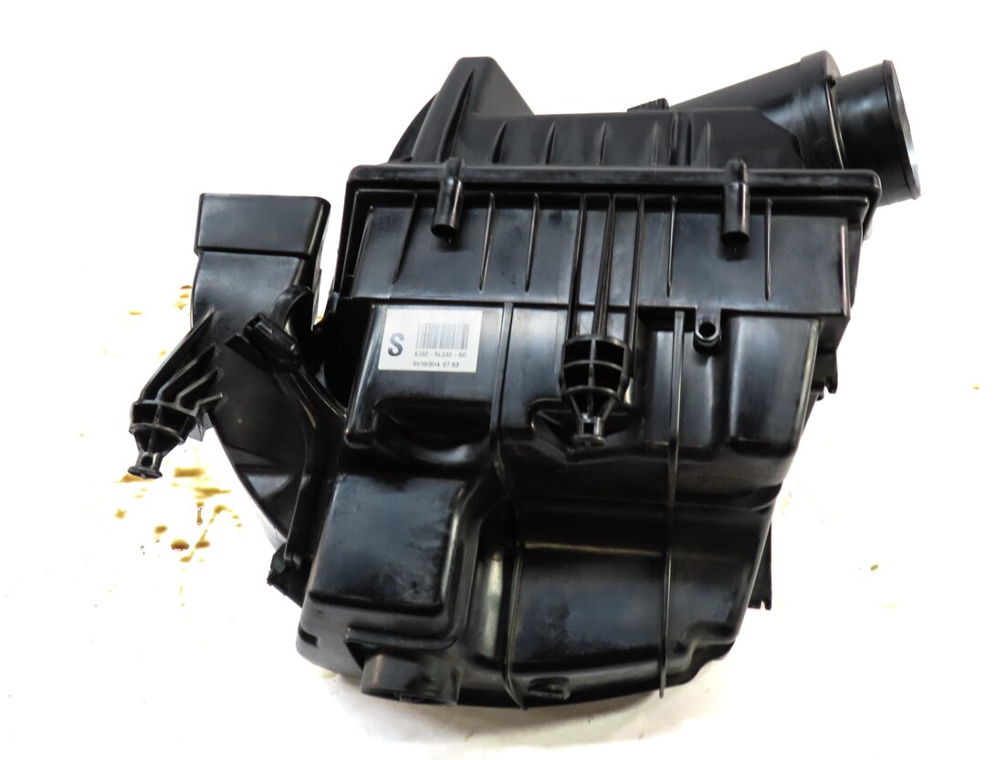 Thumbnail 4: 2015-2017 RANGE ROVER EVOQUE DISCOVERY SPORT (L538 L550) AIR FILTER BOX HOUSING