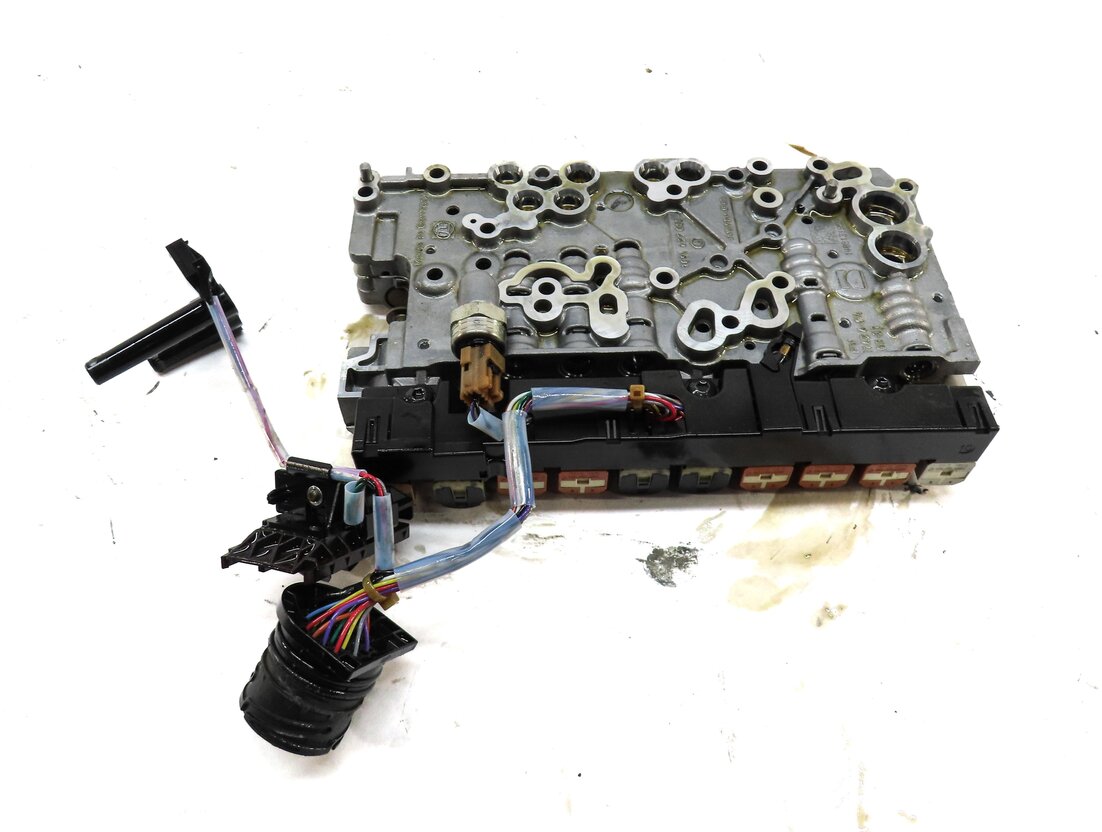 Thumbnail 3: 2014-2017 RANGE ROVER EVOQUE DISCOVERY SPORT (L538 L550) TRANSMISSION VALVE BODY