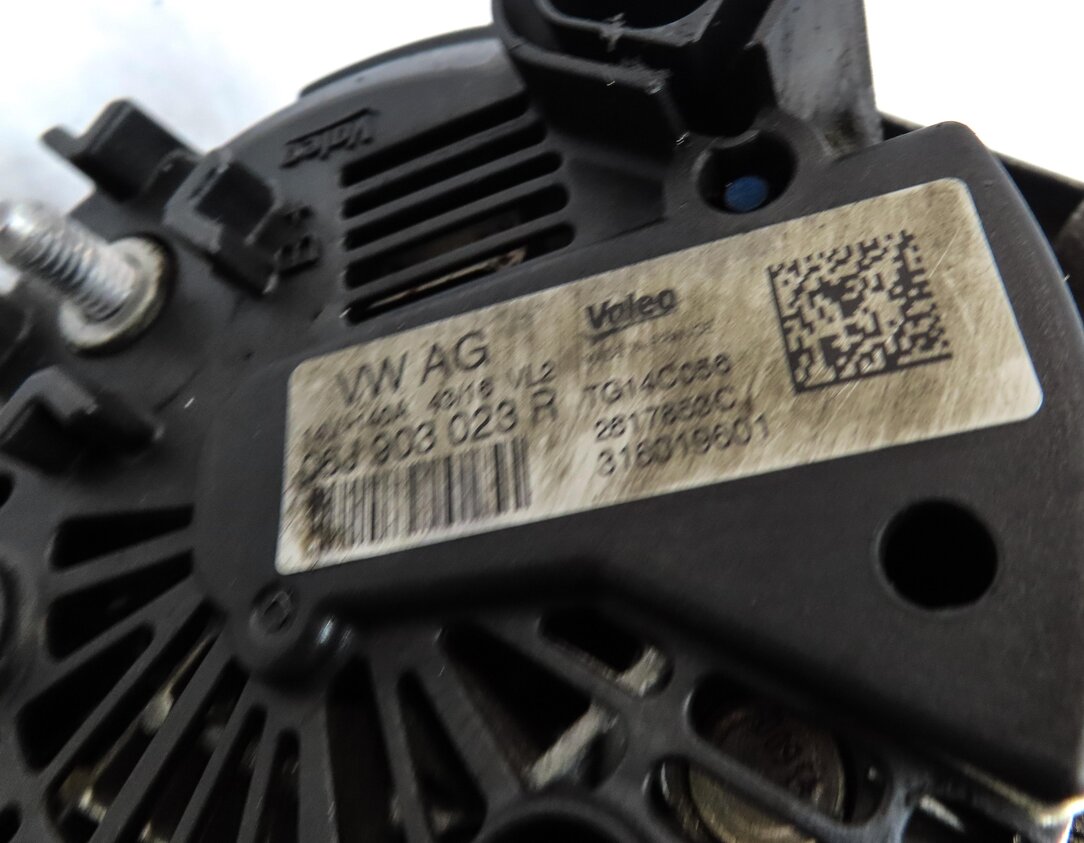 Thumbnail 6: 2015-2018 AUDI Q3 (8U) 2.0L ENGINE 140 AMP ALTERNATOR POWER GENERATOR (VALEO)