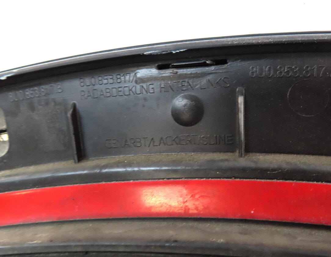 Thumbnail 6: 2017 AUDI Q3 (8U) REAR LEFT QUARTER PANEL FENDER FLARE TRIM (BRILLIANT BLACK A2)