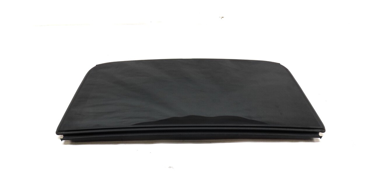 Thumbnail 3: 2015-2018 AUDI Q3 (8U) REAR STATIONARY PANORAMIC SUNROOF SUN ROOF GLASS WINDOW