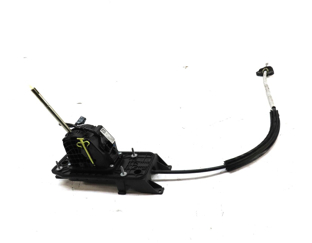 2017 AUDI Q3 (8U) TRANSMISSION GEAR SHIFTER SHIFT BOX w/ CABLE